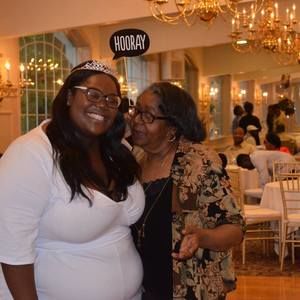 Meet your Posher, Emoni